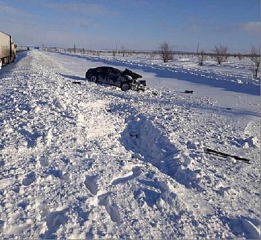 В Борском районе иномарка на полном ходу улетела в кювет