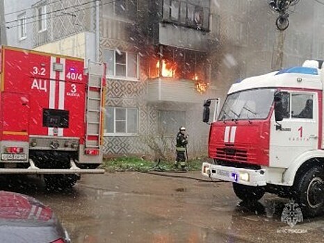 В квартире в Калуге произошел пожар