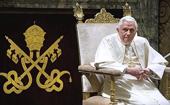 В Риме началась церемония прощания с Папой Римским Бенедиктом XVI