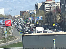 Тюменцы жалуются на километровые пробки перед праздниками