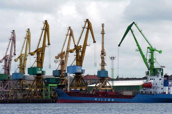 В Литве рухнули перевозки морским и железнодорожным транспортом