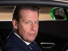 Шеф-дизайнер Bentley предрек появление электрокаров в Москве
