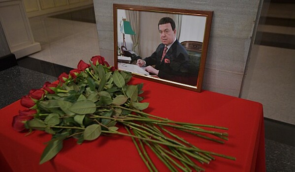 Веселые поминки: 40 дней без Кобзона отметили песнями и смехом