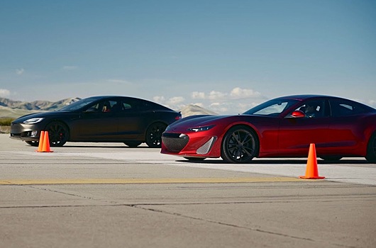 Видео: Tesla Model S против суперседана Drako GTE