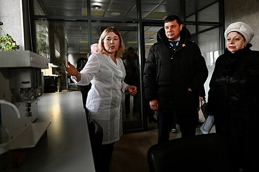 Евгений Первышов: "Аграрные предприятия Петровского округа инвестируют в производство и социальные проекты"