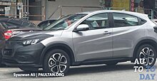 Обновленный кроссовер Honda HR-V словили во время тестирования