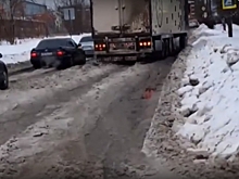 «Очень-очень надоело всем» &mdash; ярославцы сняли ролик об уборке города