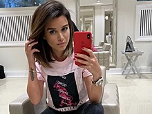 Улыбающаяся Бородина восхитила шикарными формами в купальнике