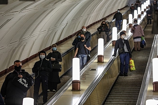 Москвичей с антителами избавят от ограничений