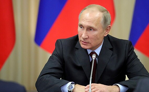 Путин призвал вернуть Дагестану статус региона-донора
