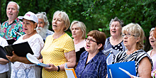 Сводный хор проекта «Московское долголетие» приглашает горожан старшего поколения присоединиться к коллективу