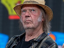 Нил Янг выпустил первый альбом с Crazy Horse за семь лет (Слушать)