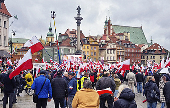 В Варшаве прошла демонстрация против мигрантов