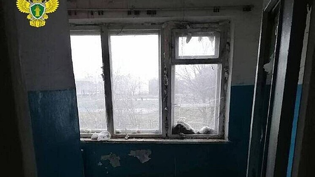 Администрацию Новомосковска через суд обязали отремонтировать муниципальное жилье