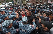 В Ереване продолжаются антиправительственные акции