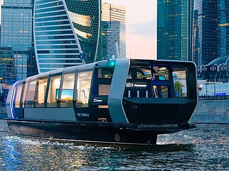 Электросуда Москвы прошли расстояние в 1,3 раза больше, чем от Земли до Луны