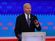 Журналист Стюарт задался вопросом, предупреждали ли Байдена о камерах на дебатах