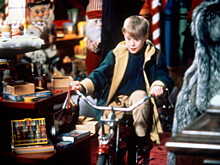 В Британии убрали две знаковые сцены из фильма "Один дома"