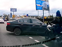 Кто неправ? Авария с внезапным мотоциклистом