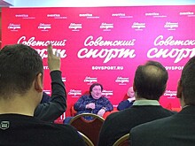 Сафонов презентовал свою книгу «Театр футбола. От фаната и агента до президента»