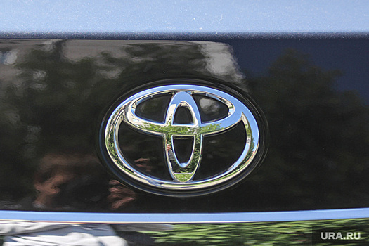 У челябинского священника пытались украсть дорогой внедорожник