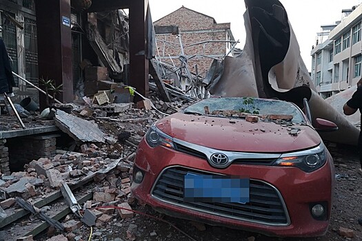 Выросло число жертв взрыва автоцистерны в Китае