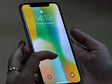 Apple заявила о дефектах в MacBook Pro 13 и iPhone X