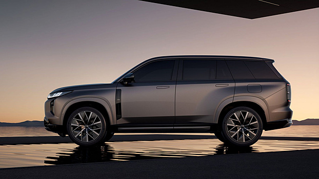 Объявлена стоимость гибридного кроссовера GAC S7 в России