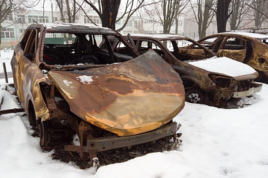 Юрист объяснил, кто несет отвесность за сгоревший автомобиль