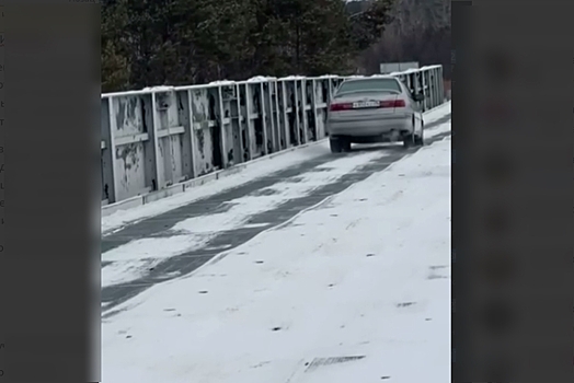 Четыре года жители амурского села пользуются аварийным мостом