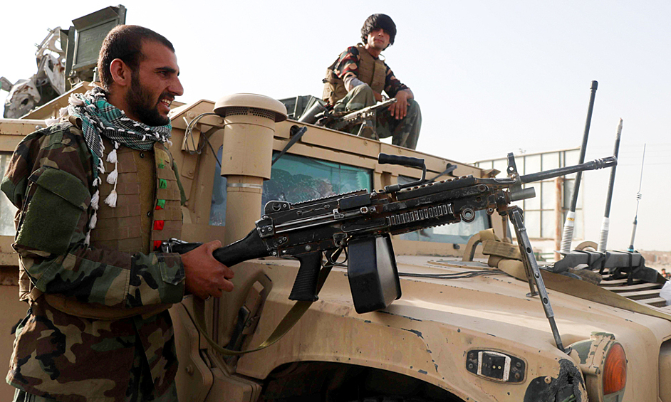 Сегодня утром боевики движения «Талибан» начали наступление на столицу Афганистана по всем направлениям.