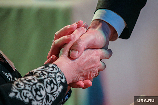 Сотрудники компании Худайнатова в ХМАО пожаловались в профсоюз из-за премий