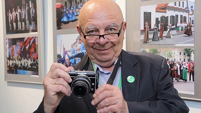 Поэтический дар гродненского фотомастера раскрывает вернисаж в Пущино