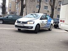 Машина фотоконтроля платных парковок в Воронеже грубо нарушила ПДД