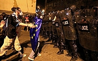 Полицейские применили газ против протестующих в Тбилиси