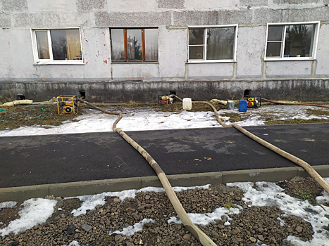 Талые воды затопили подвал многоквартирного дома в Новокузнецком округе
