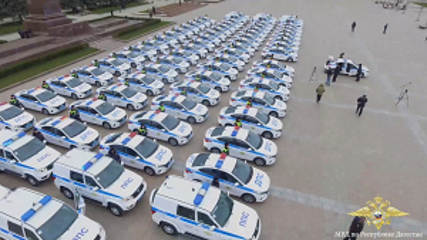 Полицейские в Дагестане получили новые служебные автомашины