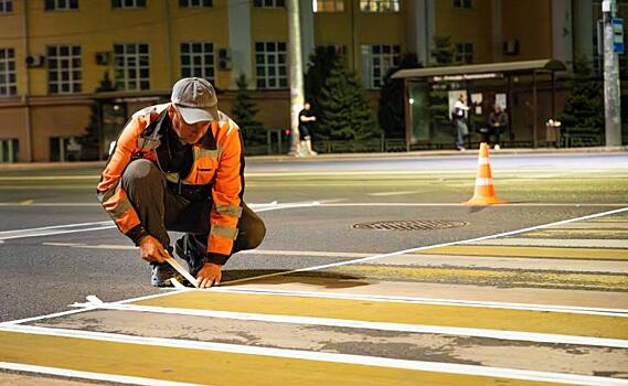 В Курске начали обновлять дорожную разметку по гарантии