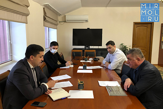 Встреча с Представителем Дагестана в Санкт-Петербурге прошла в Минмолодежи РД
