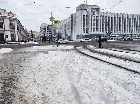 Пермяков напугал желтый налет на снегу: «Явление редкое»