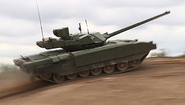 Вице-премьер Борисов посетовал на дороговизну танков "Армата"