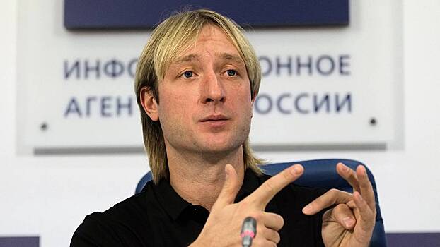 «Его могли неправильно понять»: Роднина заступилась за Плющенко после слов о гражданстве его подопечных