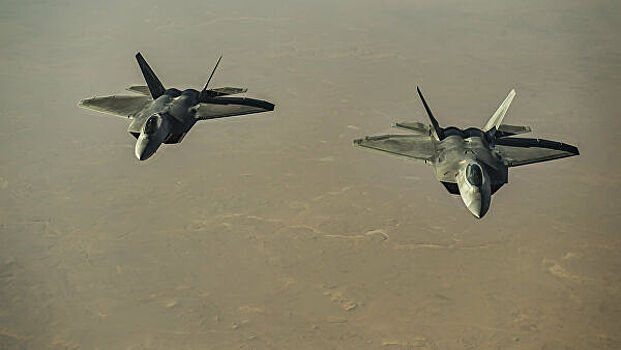 США решили заменить F-22 и F-35