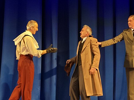 «Весело о серьезном»: Режиссер Драгунов рассказал об эксперименте в Малом театре