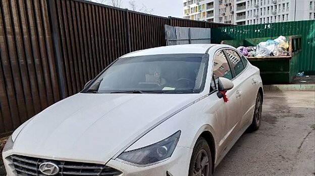 В Пензе на паркующихся около баков водителей составили 110 протоколов