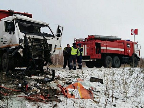 Под Полетаево в аварии с мусоровозами погибли два человека