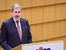 Еврокомиссар заявил о возможной приостановке МВФ программы помощи Молдавии