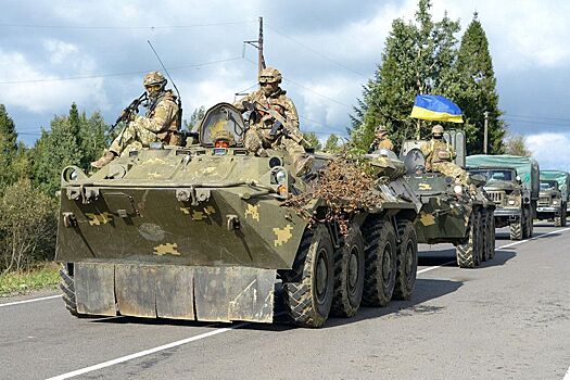 Украина провела военные учения на границе с Крымом