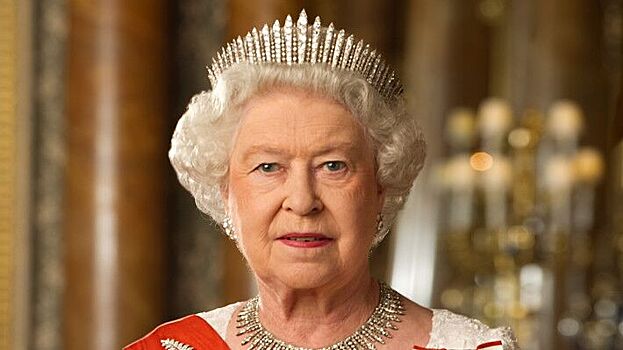 Елизавета II лишила Меган Маркл ранее подаренных королевских драгоценностей