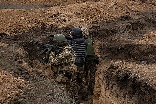 Бывший генерал НАТО назвал сроки перемирия на Украине